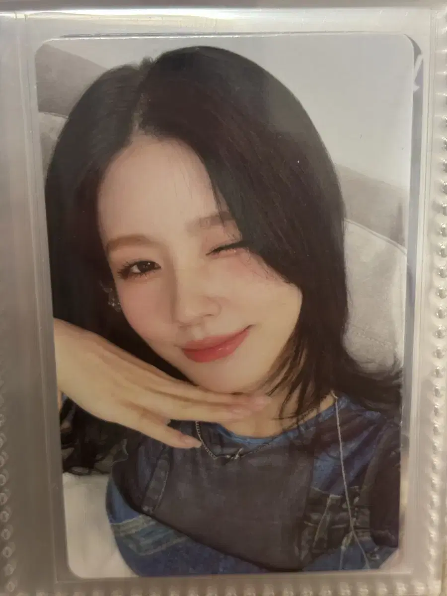 I FEEL Queen KMS Photocard Album 3rd Miyeon