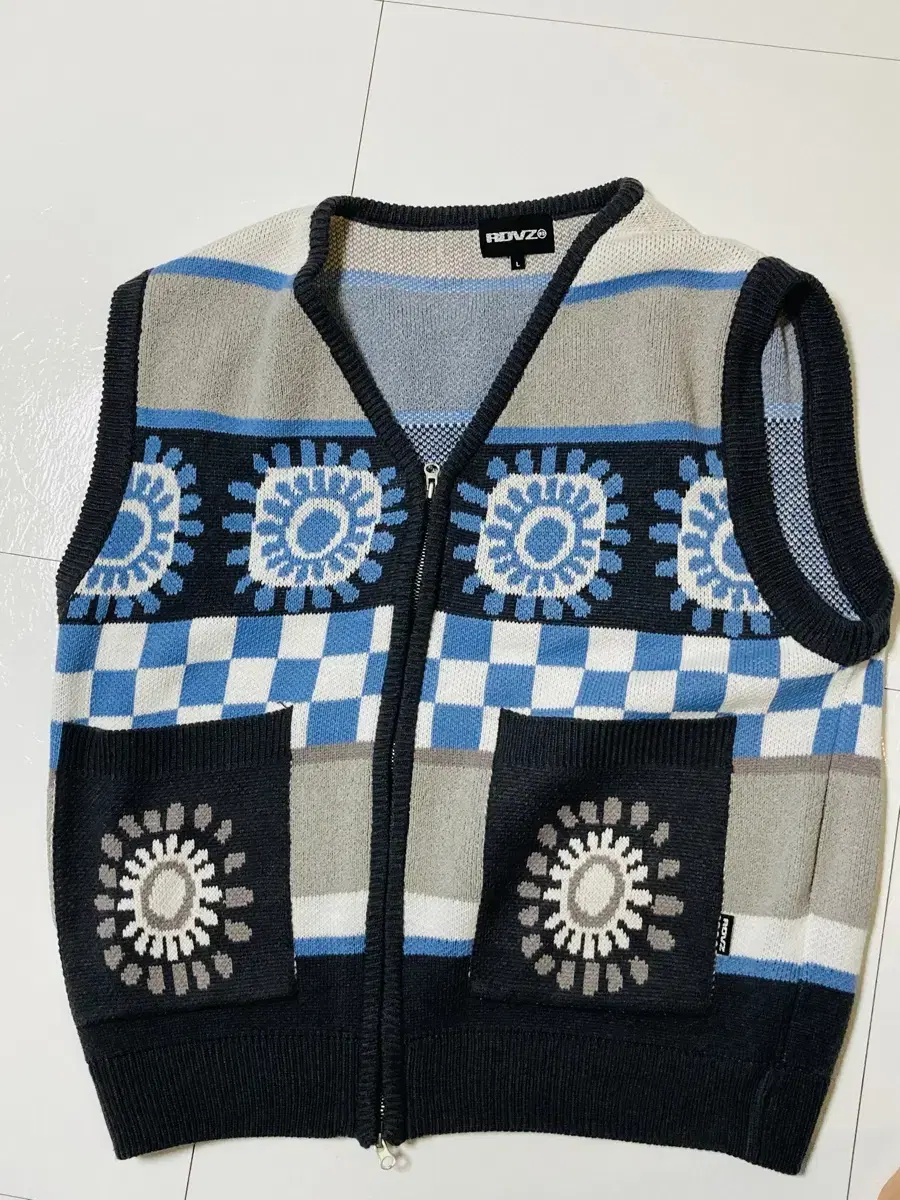 RDVZ Knit Zip Up Vest