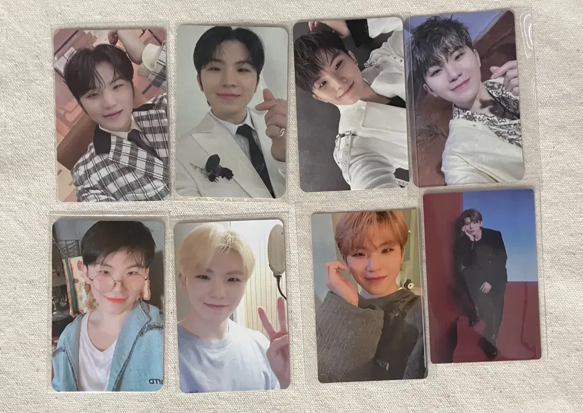 Seventeen jihoon photocard sell Price Negotiable Bulk