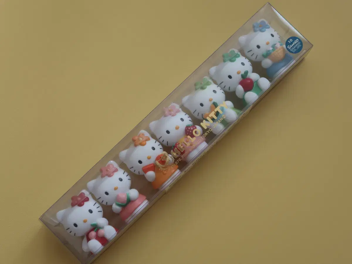 (Weekend Sale) Classic Kitty Fruit Figures Soap Bee