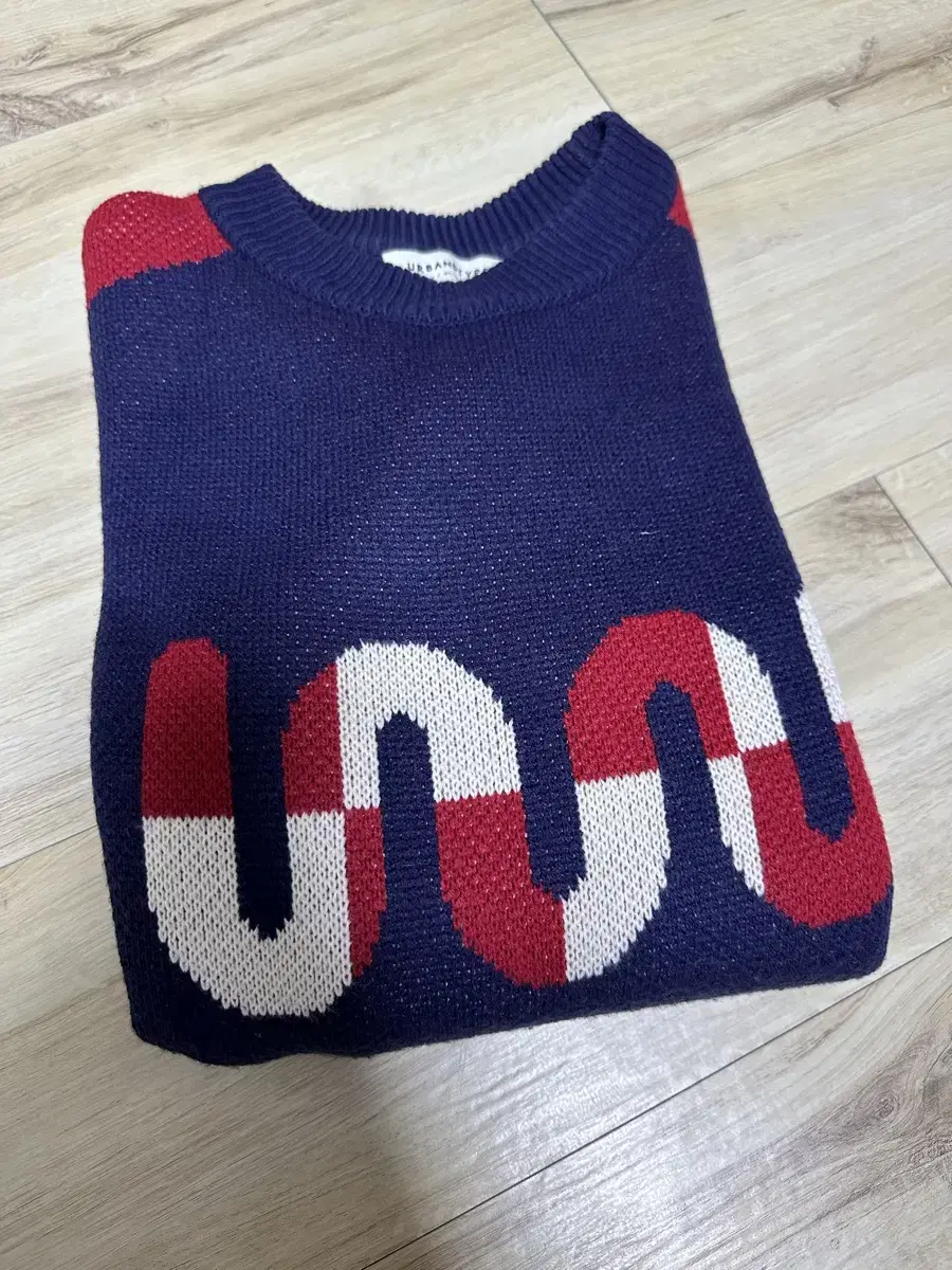 Urban Type Knit