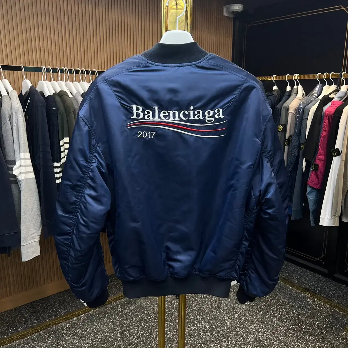 DAWN Suwon / Balenciaga Wavego bomber jacket 46size