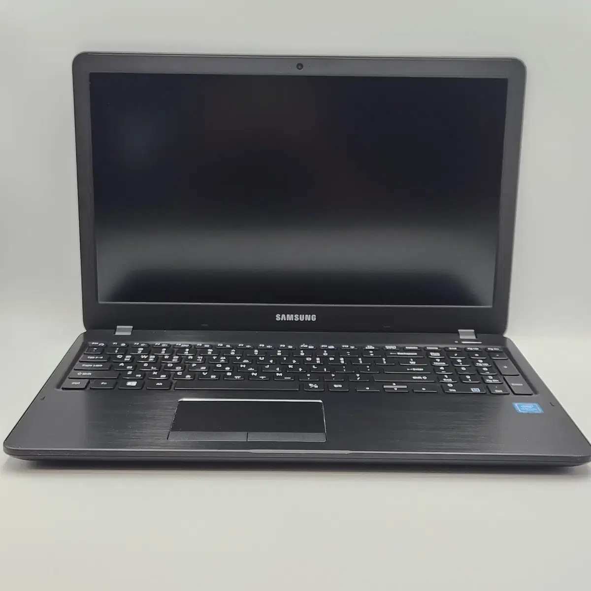 삼성노트북 NT500R5W 펜티엄 4G 128G 15.6"