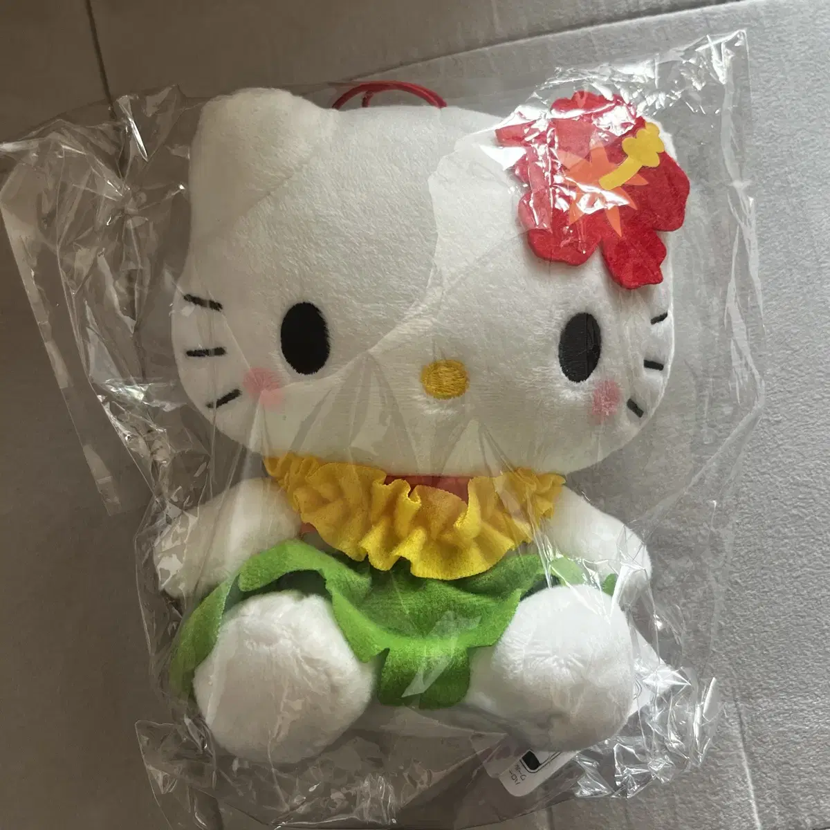 [Genuine] 2020 Hawaii Hello Kitty Doll