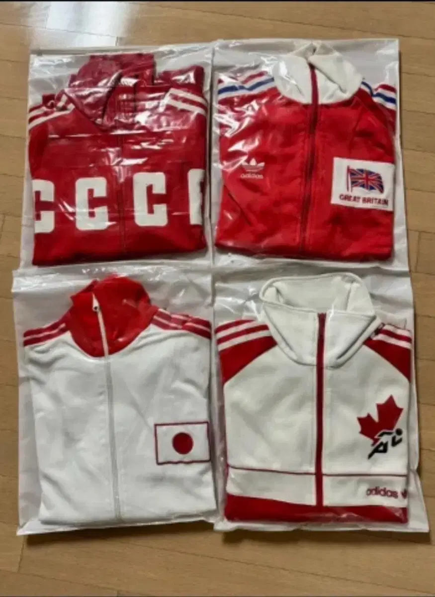 (100) Adidas 4 Jersey Tracktop Canada