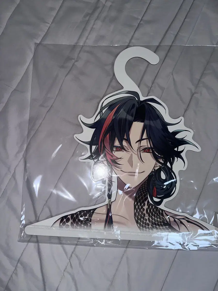 NIJISANJI KAISEI 3SKM Half-Anniversary Goods Hanger for sale (unsealed)