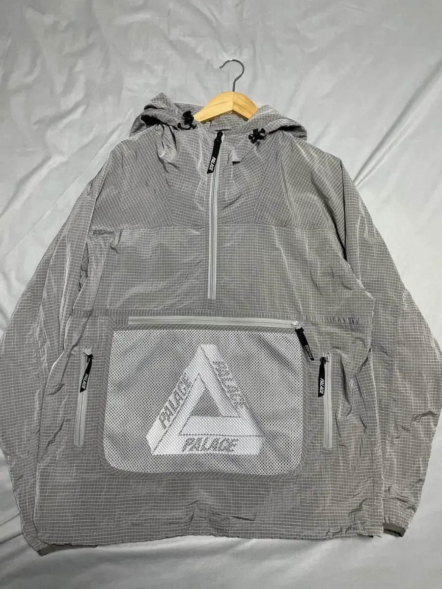 Pallas Shell Mesh Pocket Jacket Gray