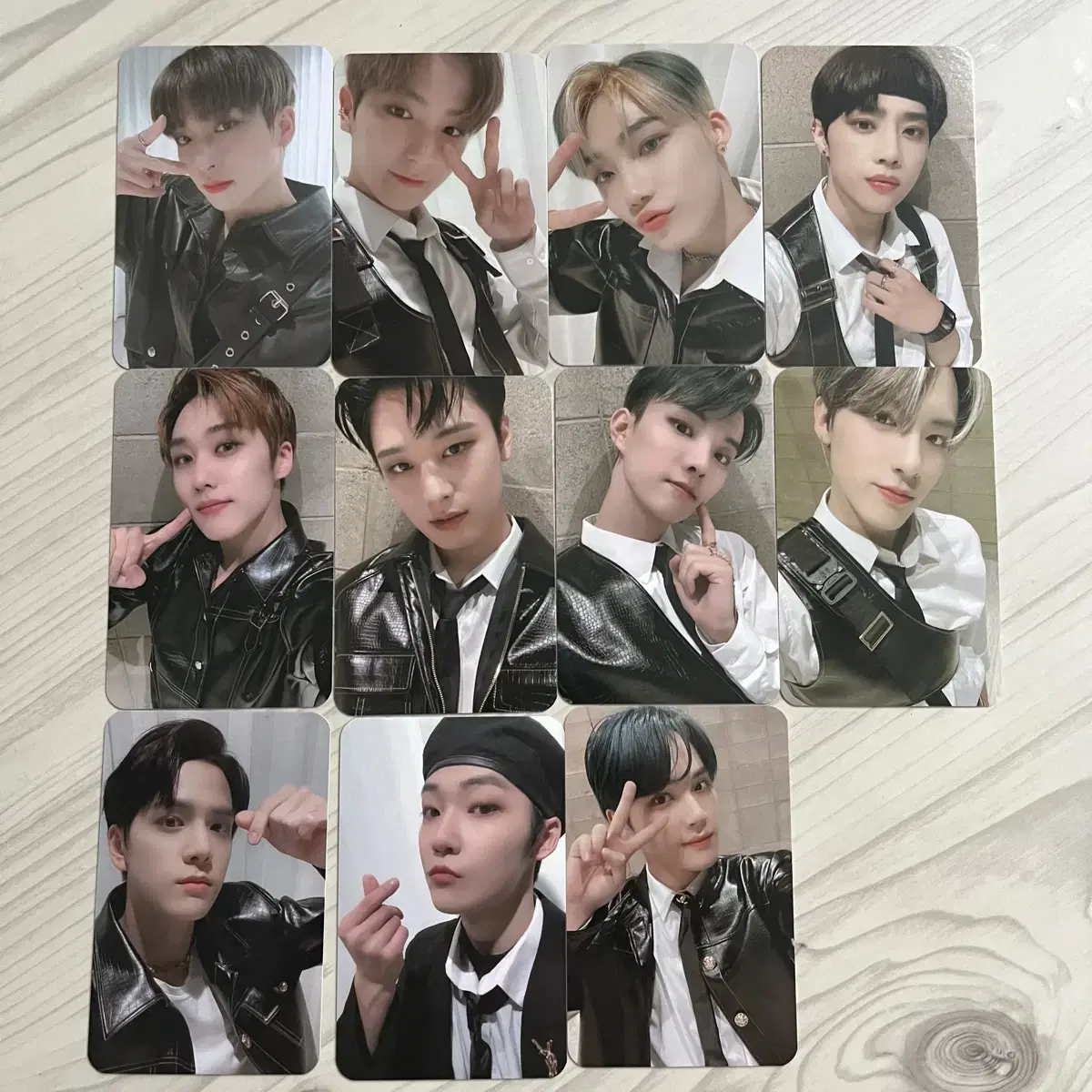 The Boyz The Stealers beatroad unreleased photocard Currently starringYounghoon YounghoonSunwooNew QEricKevinSangyeonJacob