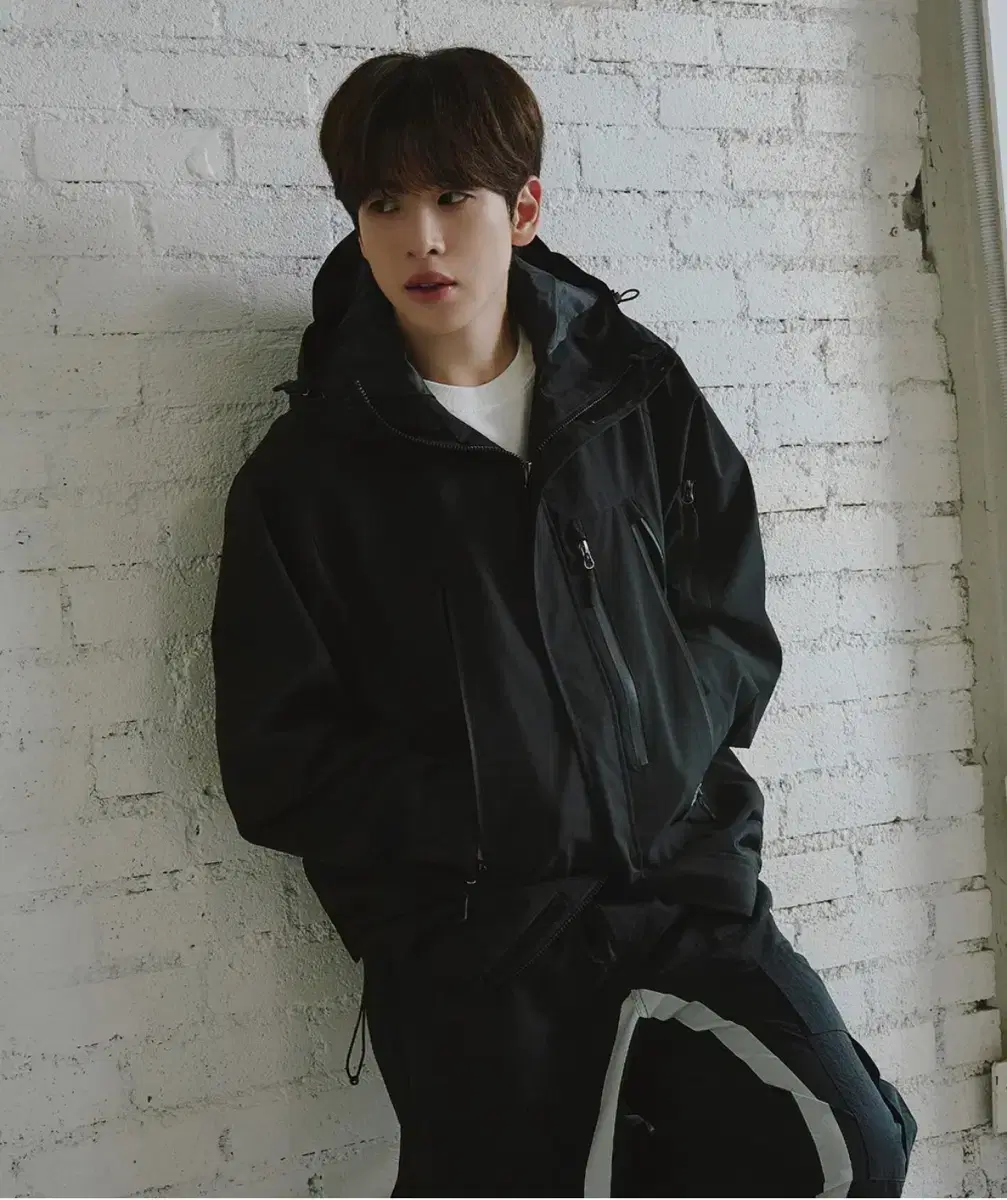 [L]Travel 3 Layers Summit Hooded Windbreaker Black