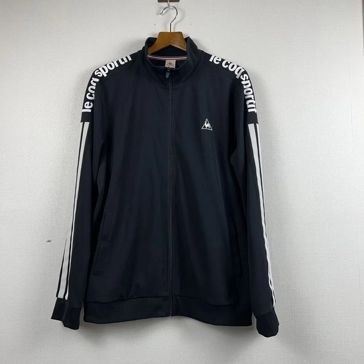 [TAPPO] Le Coq Sportif Men's Fossil Sunday Essential Track Top Jersey