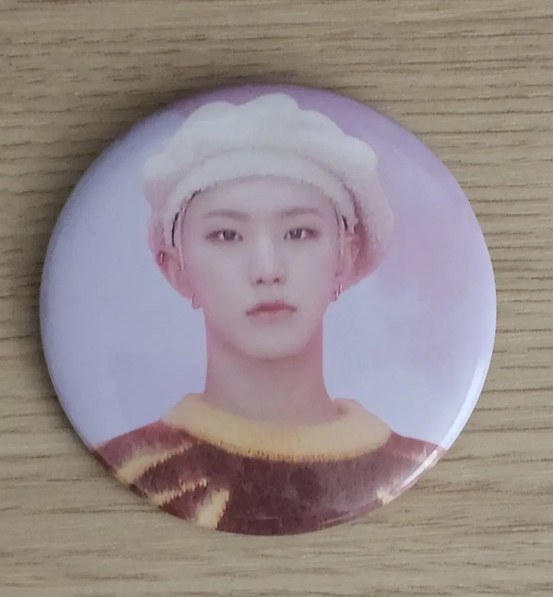 Seventeen hoshi sells canbadge badges