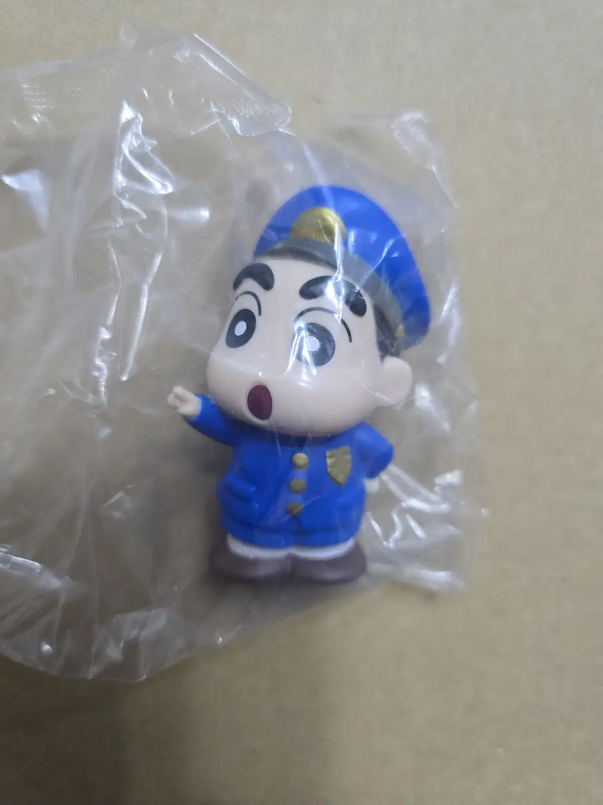 Crayon Shin-chan Gacha Figure Collection Changu unsealed