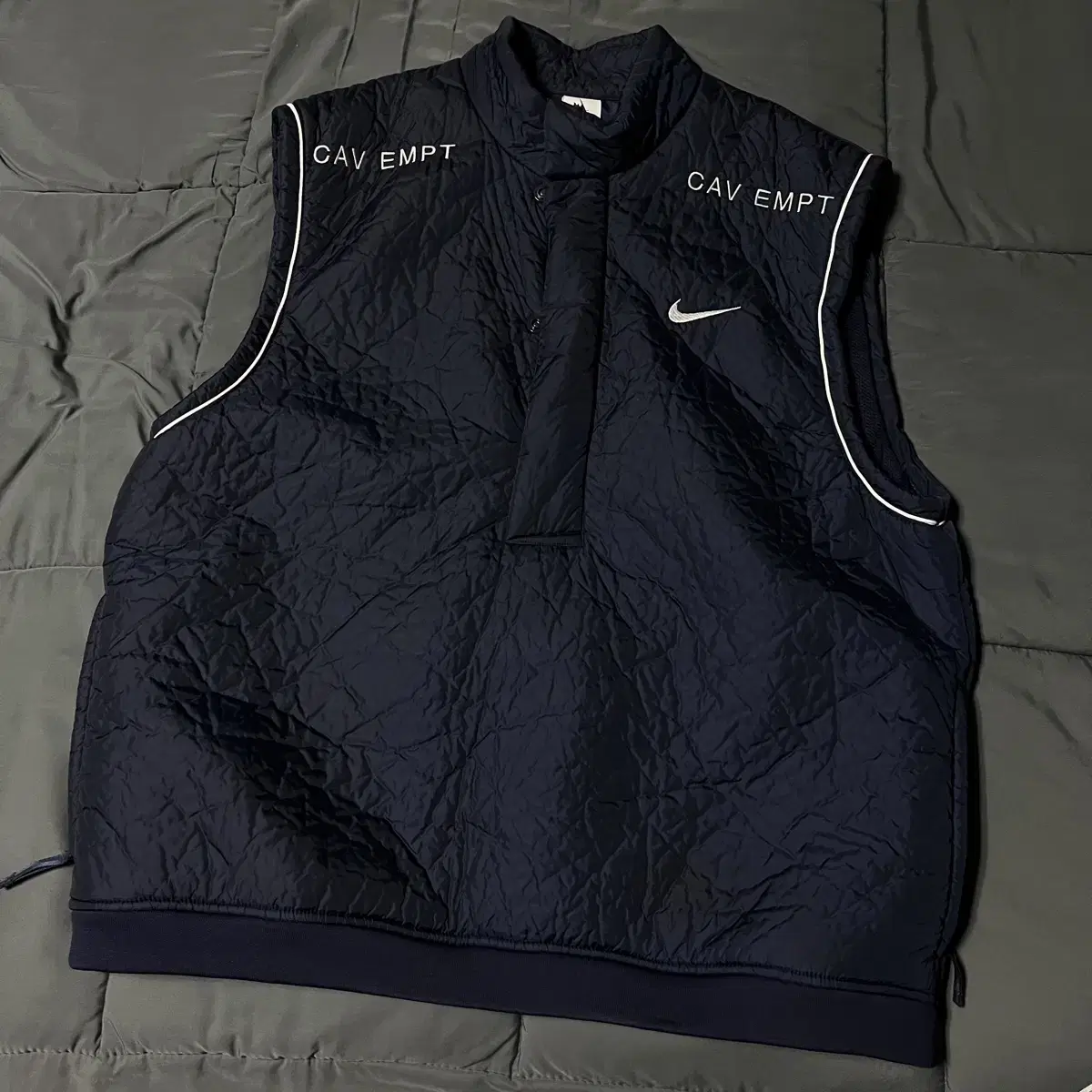 Nike Carbmt Padded Vest M