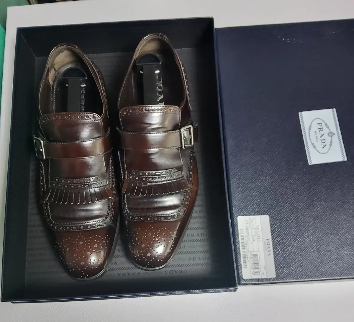 Prada Men's Wingtip Shoes 250 to 255