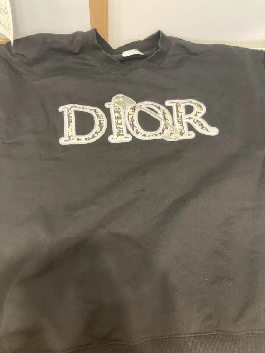 Dior Clothespin Man to Man