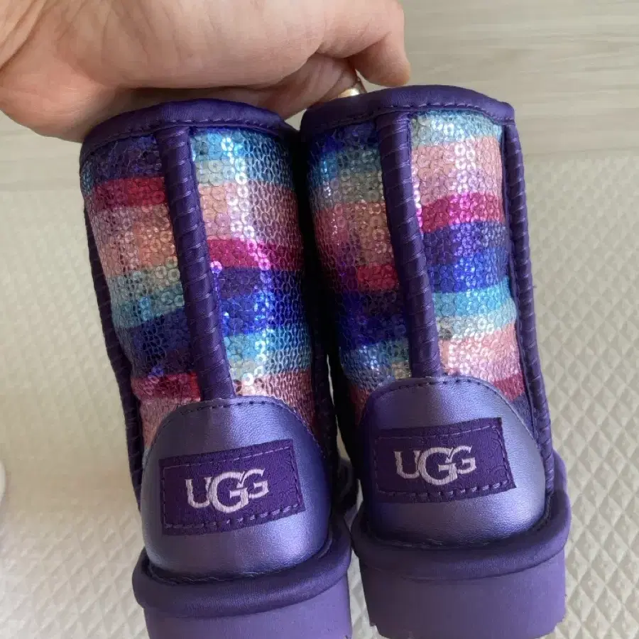 ugg 키즈 어그부츠 135 새거