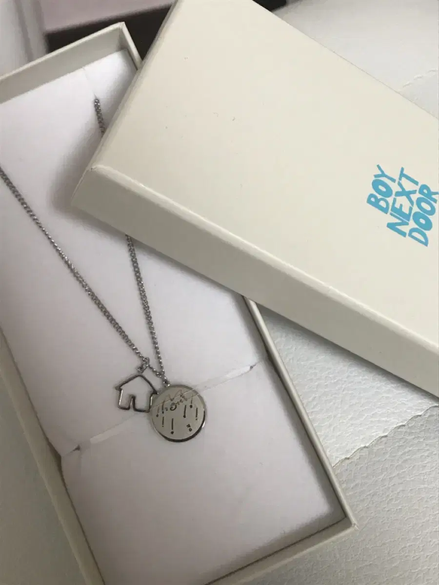 Boynextdoor Necklace