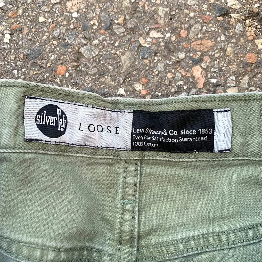 [33] 00s Levis silverTab kago pants