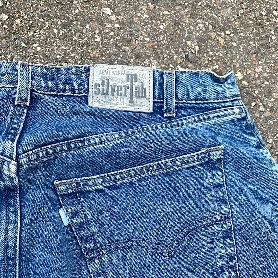 [37] 90s Levis silverTab loose pants