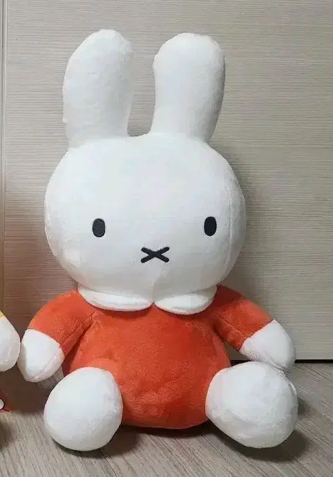 Genuine Miffy Seating Plush Doll 25cm Medium Attachment Rabbit Friendship Couple