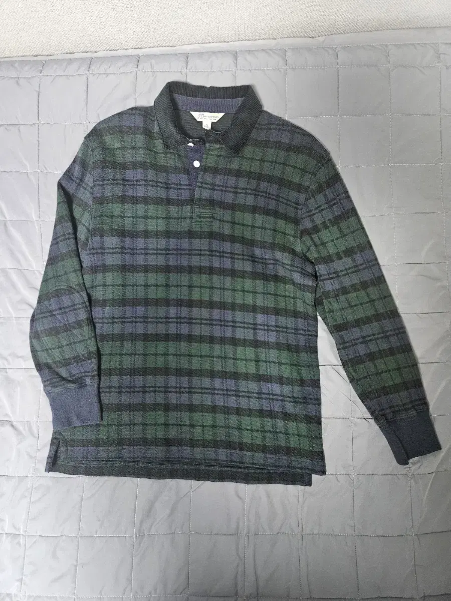 Jake's blackwatch check karati size S for sale.