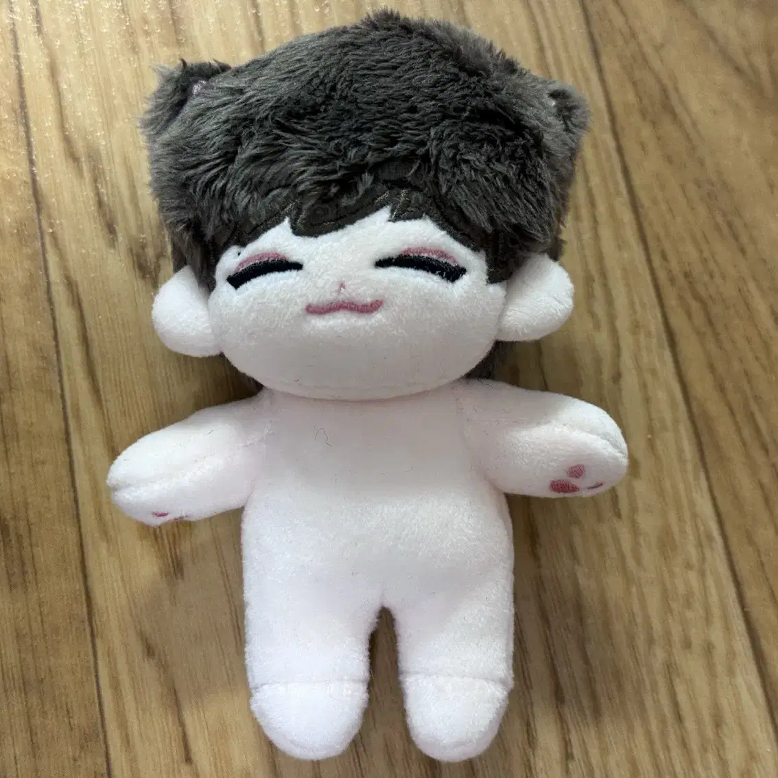 더보이즈 주연 인형 쭈둥이 10cm 양도