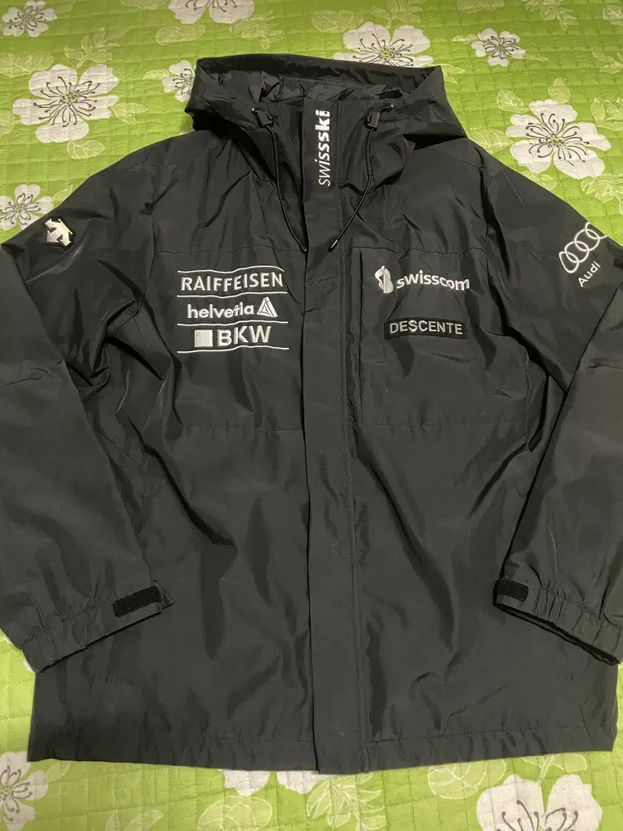 Desainte SwissSki Team Windbreaker Jacket