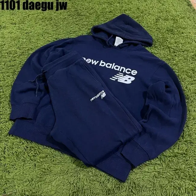 M NEW BALANCE HOODIE SET 뉴발란스 세트(상의+바지)