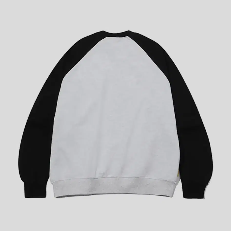 메인부스 [Pat&Mat] QnA Sweatshirt(BLACK)