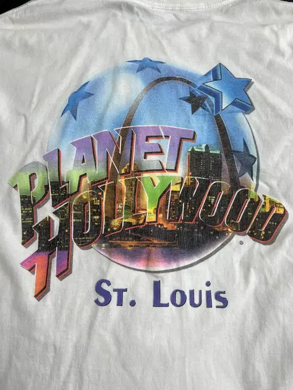 1991 PLANET HOLLYWOOD print t-shirts