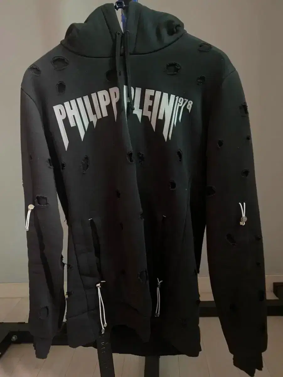 Philippe Plain Hood