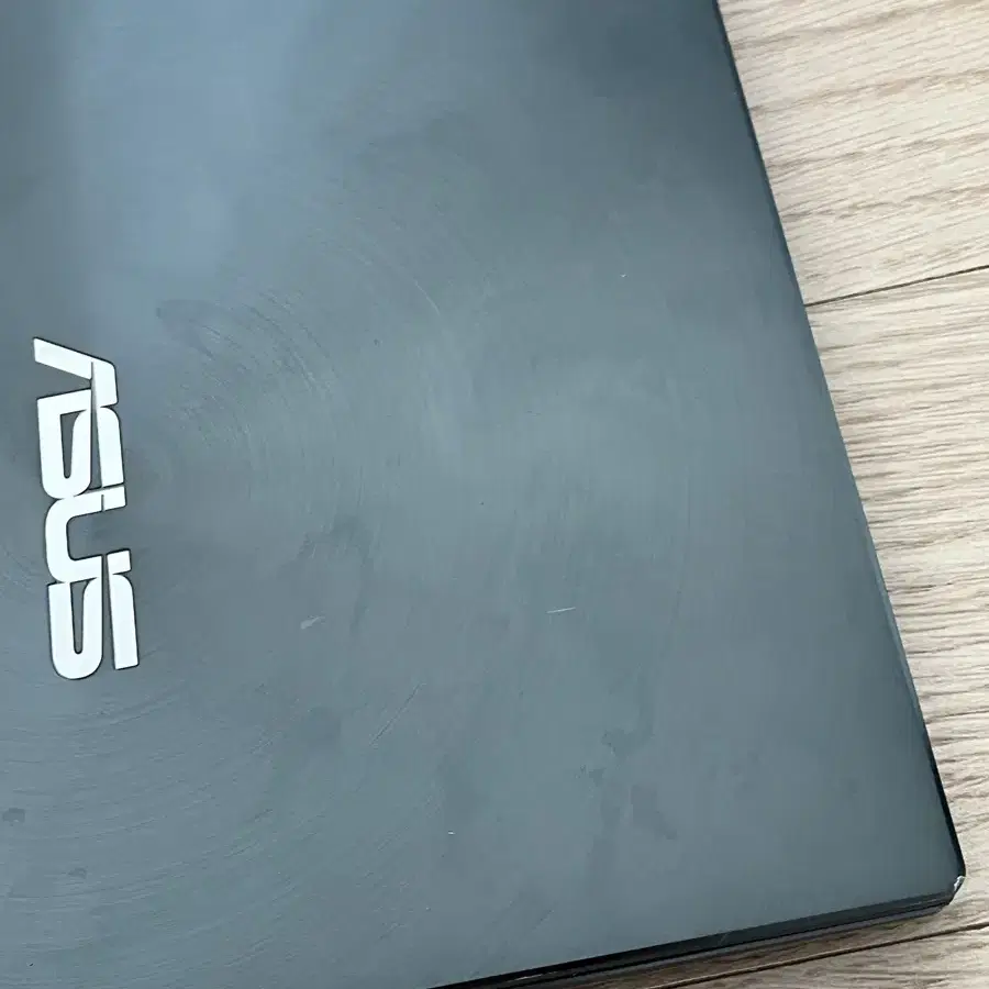 ASUS 젠북 14 512GB 노트북 판매합니다.