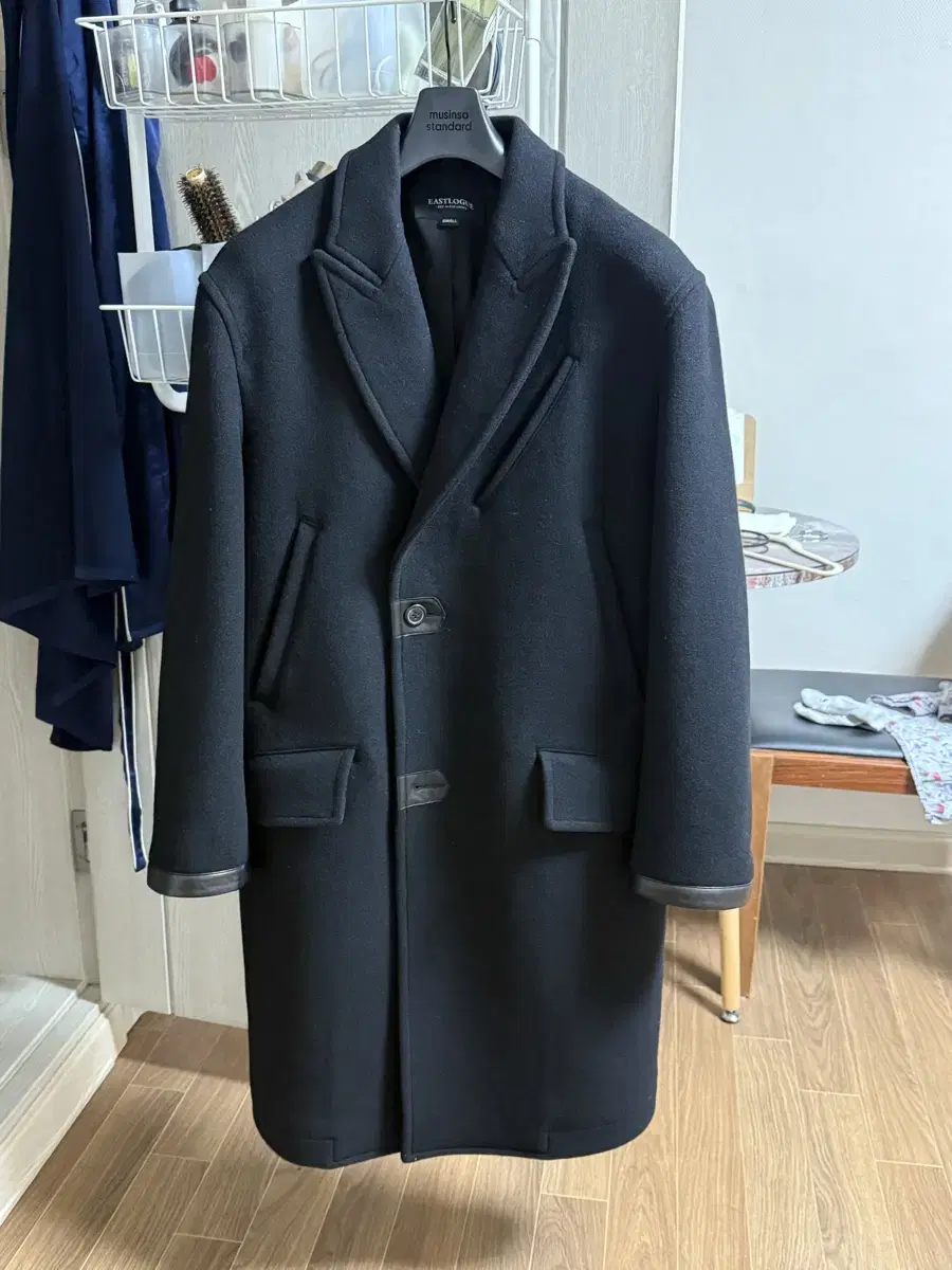 [1 wear] Eastrog Chesterfield Coat: Black / S