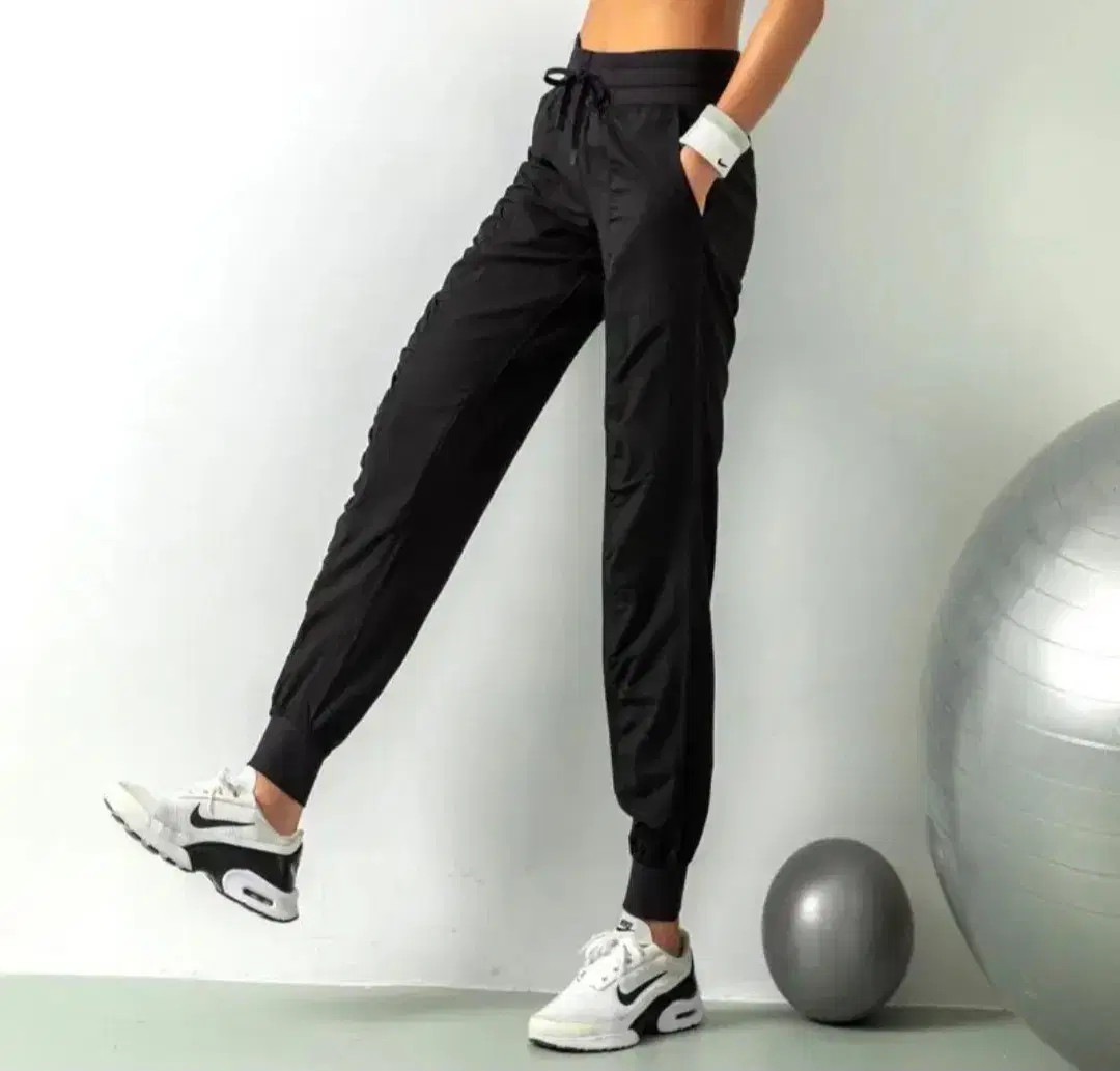 Women'sJogger Pants (Sportswear) Sale