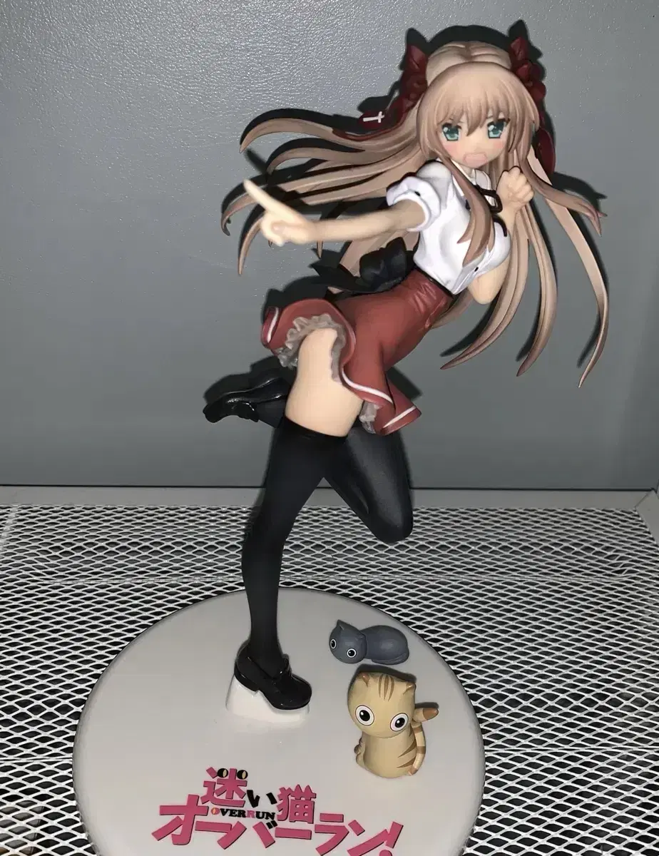 Stray Cat Overrun Serri Serizawa Fumino Figures