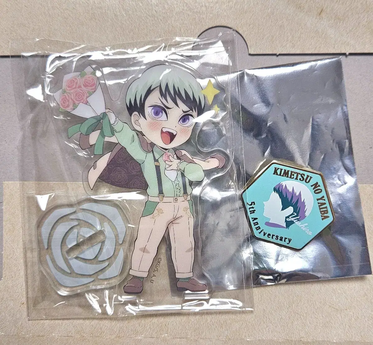 Demon Slayer Yushiro White Day acrylic Fuyaze Pin Badge