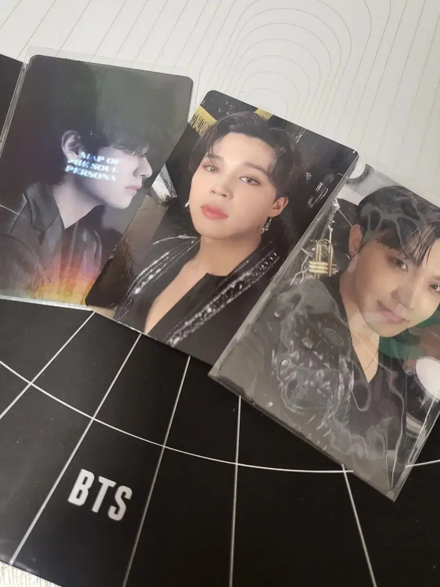 Bangtan MapOpusolone photobook set (includes 3 photocards)