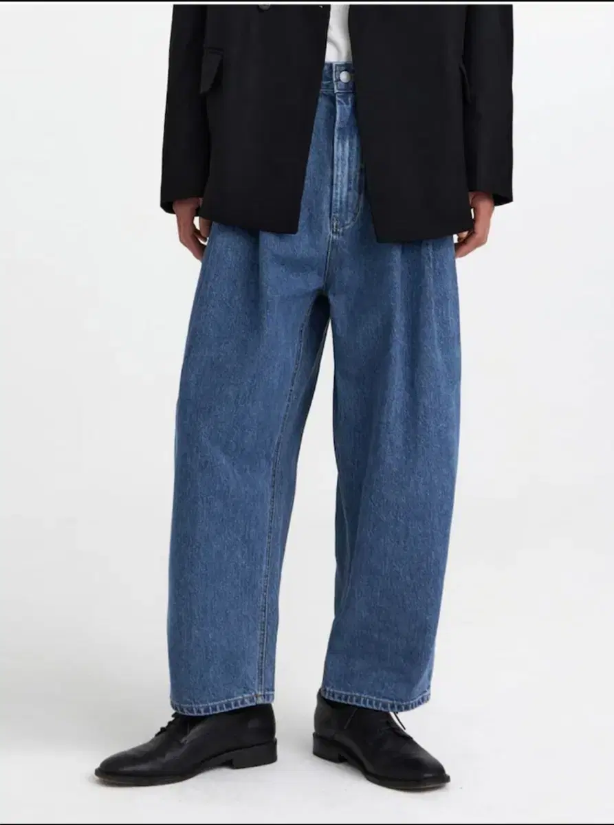 U's Layered Two-Tuck Denim Pants