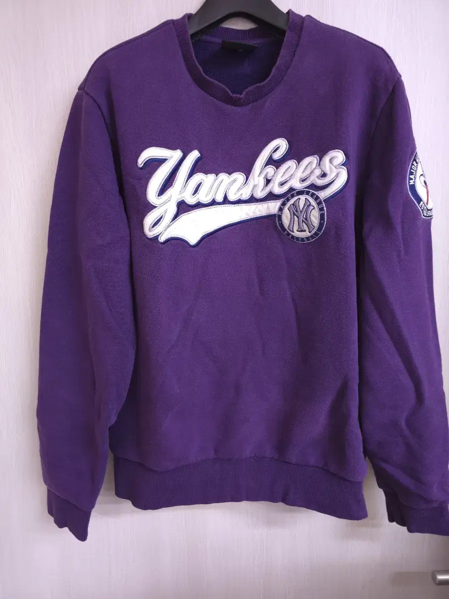 MLB Yankees Purple Kimono Sweatshirt (Size 95)