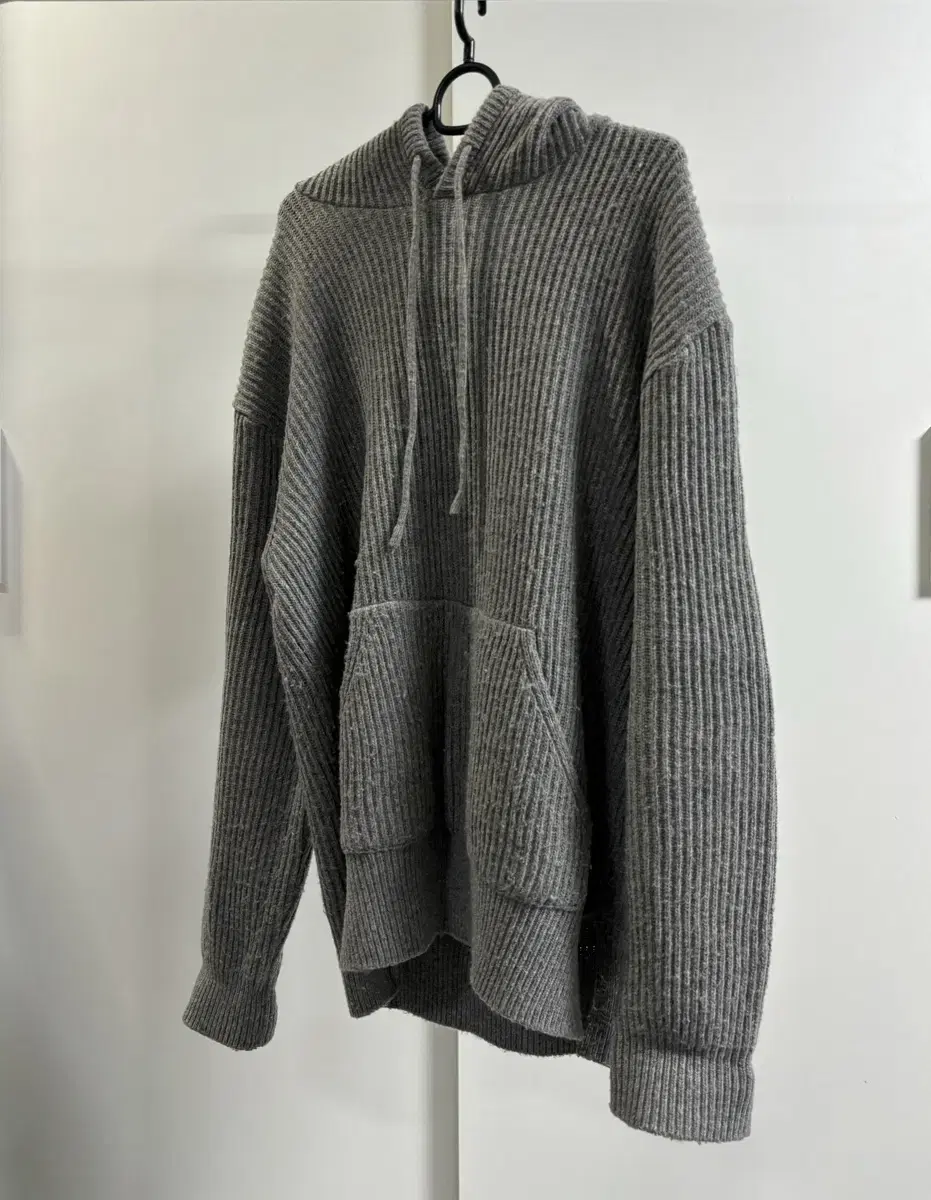 YEAH YEAH Cashmere knit hoodie in gray