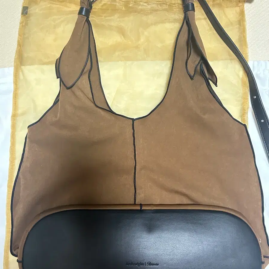 아카이브앱크 리본빛 Flow bag(Brown)