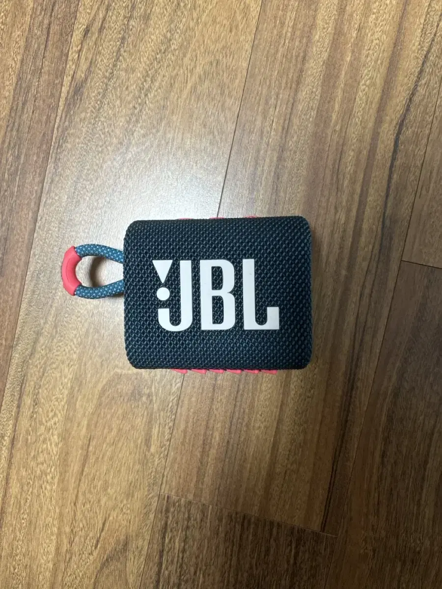 JBL GO3