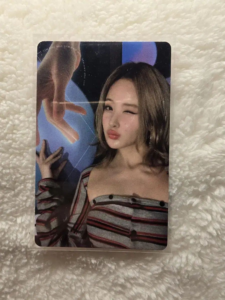 Kiss of Life Kickoff belle Garwood broadcast Week 2 Photocard