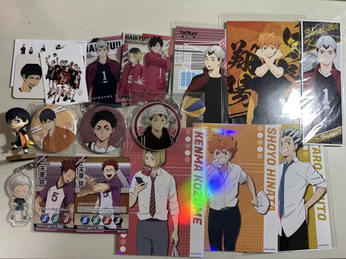 Goods Disposal)Haikyuu postcard acrylic Badge Photo Card Kita hinata Kageyama Figures