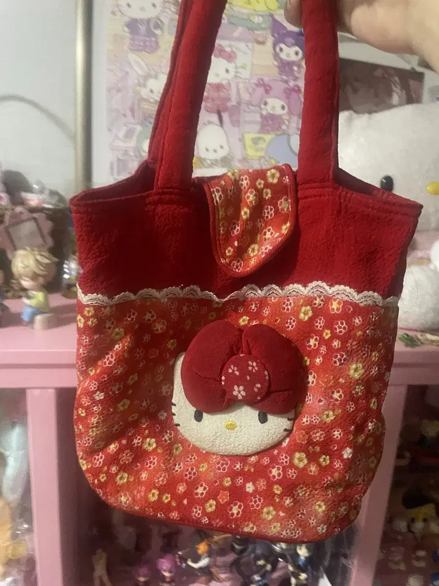 Flash Sale!!)Classic Hello Kitty Handbag Handbag