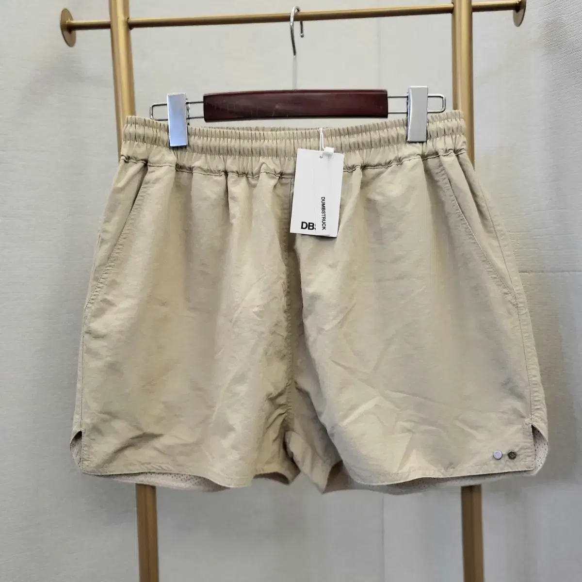 Dumbstruck Woven Shorts Vahn DBSR