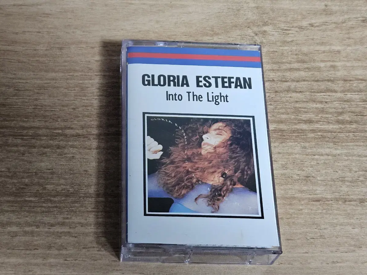 Gloria Estefan - Into The Light (Tape)