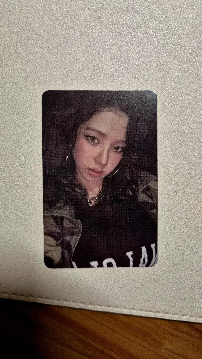 D) Aespa karina Weflash Mini Alpo photocard Weflash