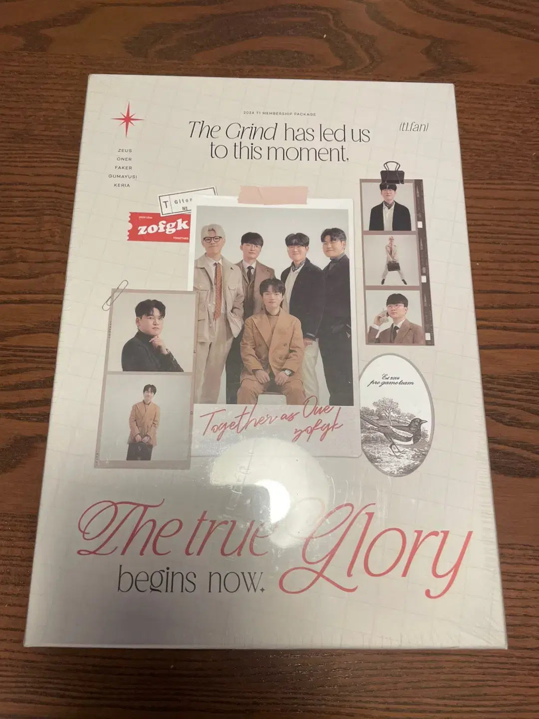 T1 2024 seasons greetings unsealed