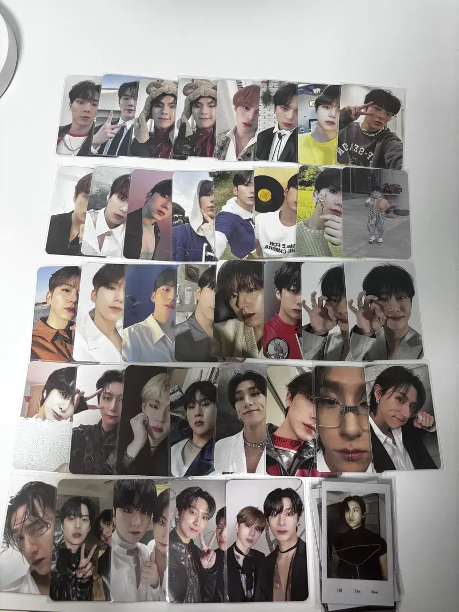 Monsta x photocard in bulk